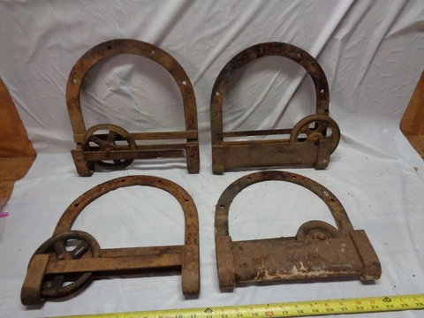 Assorted Vintage Roll Door Track Hanger Rollers (F1005-7) Cover