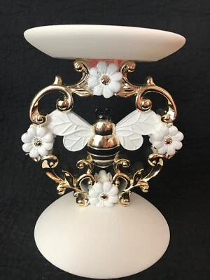 Nuevo Candelabro Bath and Body Works Abeja con Anillo Floral 3 Mechas Foto 1 de 4