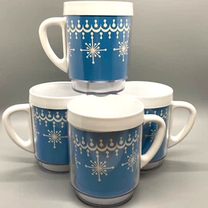 Juego de 4 tazas guirnalda copo de nieve de melamina, de Dawn Plastics década de 1970 - Imagen 1 de 7