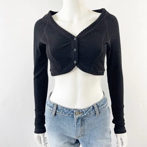 Maglione Out From Under top ritagliato manica lunga nero con bottoni taglia S - Foto 1 di 7