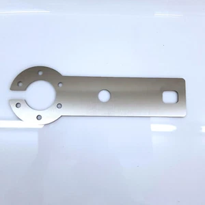 EXTENDED STAINLESS STEEL TOWBAR SOCKET MOUNTING PLATE, UNIVERSAL FIT WITH SLOT - Picture 1 of 4