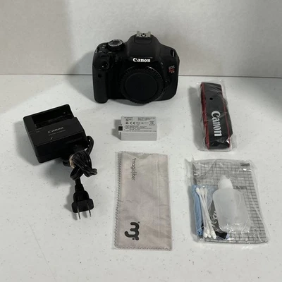 Cuerpo, batería y cargador de cámara digital Canon EOS Rebel T3i 18,0 MP SLR DSLR Foto 1 de 4