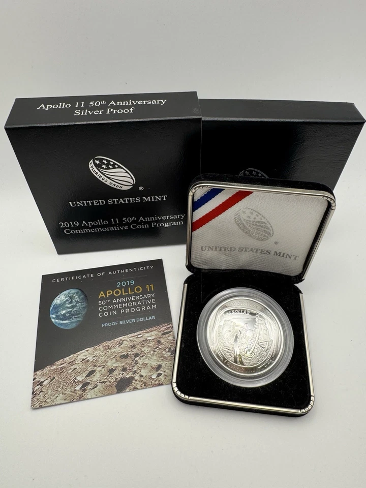 2019 (P) Apollo 11 50th Anniversary Commemorative 1 oz. Silver Coin in OGP - Image 1 of 4