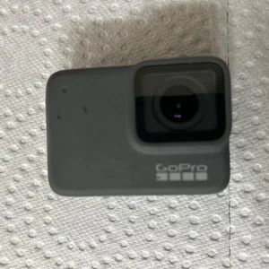 GoPro 7 Action Camera with Accessories - Picture 1 of 13