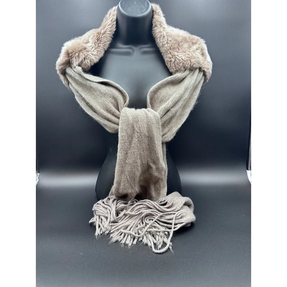 Charlie 人造毛皮领针织围巾 中性灰褐色 米色 包裹披肩 — 第 1/4 张图片