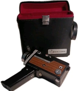 Vintage CAVALIER Synchronex Super 8  Camera  UNTESTED With Original Case - Picture 1 of 6