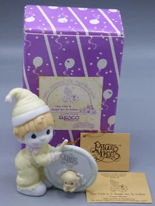 Precious Moments "Our Club is Tough Act to Follow" B-0105 1990 Symbol Membership - Picture 1 of 7