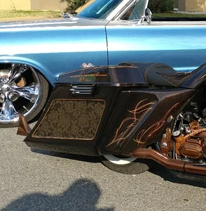 Bolsas de silla de montar en ángulo de 8"" tapas de altavoz de 6""/9"" para guardabarros Harley Davidson 97-08 - Imagen 1 de 7