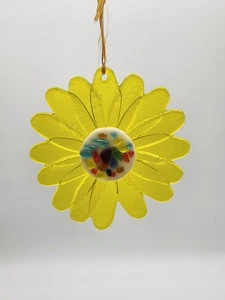 Handcrafted Fused Glass Yellow Daisy Suncatcher Ornament 4" x 4" - Picture 1 of 9