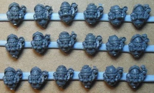 Space Marines - Primaris Incursors - 18 x Heads incudes 3 x Sergeant - Bits 40K - Picture 1 of 1