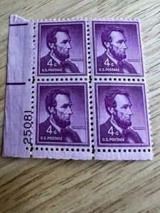 Block Of Four  U.S. ABRAHAM LINCOLN 4 Cent Stamps Unused Unhinged-RO-4518 - Picture 1 of 3