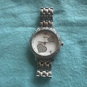 Guess Ladies Crystal Hearts New Battery 36MM 7" Stainless Steel Watch G86112L V - Picture 1 of 13