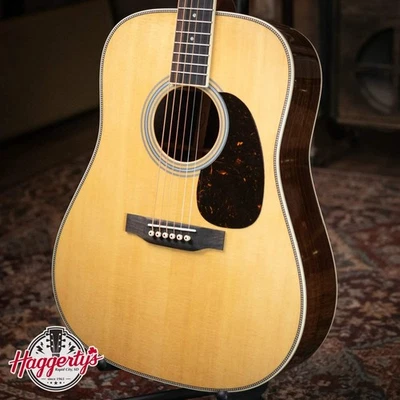 Guitarra acústica Martin HD-35 Dreadnought con estuche rígido Foto 1 de 4
