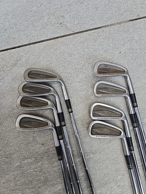 MacGregor RD Set Of Irons 3-SW. Steel Shaft,  NUMBER 5 MISSING  - Image 1 of 4