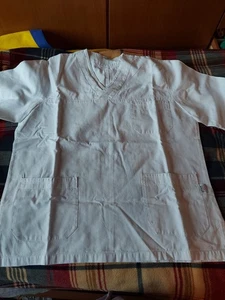 Divisa Oss Infermiere taglia M 2 Casacche + 4 Pantaloni - Foto 1 di 14