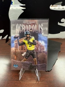 2025 Bowman Chrome U Dante Moore Acropolis #A-7 - Bild 1 von 2