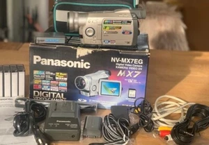 Videocamera Digitale miniDV - Panasonic NV-MX7EG - Zoom 10x e Mega Pixel CCD - Imagen 1 de 2