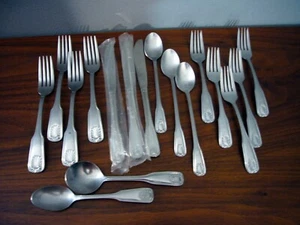 Wallace Brand Ware World Table Coral Shell Pattern Stainless Flatware 17 Pcs - Picture 1 of 4