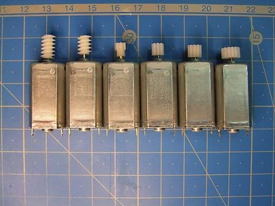 Moteur MABUCHI FF-050 + au choix pignon 8 à 14 dents ou vis sans fin HO