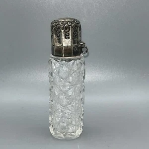 Antique Cut Crystal Sterling Repousse Hinged Flip Top Smelling Salts Bottle - Picture 1 of 13