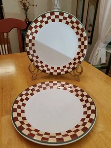ZAK designs 10.25" Debbie Mumm Dinner Plates Folk Art Santas Set of 2 EUC - Picture 1 of 12
