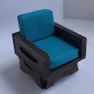 Mid Century Modern Arm Chair 1: 12 Scale Dollhouse Miniature Teal Walnut - Picture 1 of 5