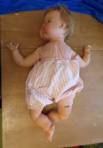 60er Jahre blonde Däumelinchen Baby Puppe Ideal Toy Corp beweglicher Kopf zum Aufziehen 20 Zoll - Bild 1 von 8