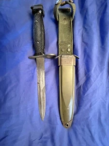 Vintage U.S. M8A1 Scabbard with Bayonet - Original Collectible - Picture 1 of 6