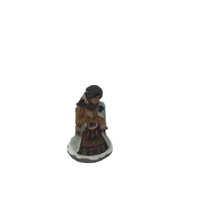 Figura en miniatura 2009 de Hawthorne Village Sacred Spirits Village Mystic Freedom - Imagen 1 de 6