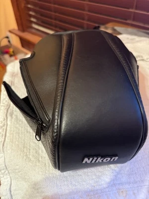 Caja abierta Nikon CF-48A cremallera lateral solapa frontal para F90/N90 con lentes zoom más largos Foto 1 de 4