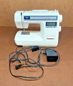 Brother XR-40 Sewing Machine ~ Working with Case - Picture 1 of 13