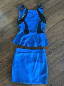 Set 2 Vintage Bebe Blue Peplum Top Mini Skirt Size Medium Shoulder Spikes USA - Picture 1 of 11