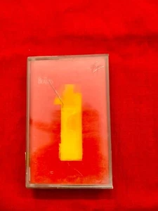 THE BEATLES ONE 1 RARE orig Cassette tape INDIA indian insert 2000 - Picture 1 of 5