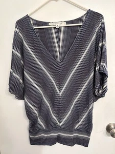 Max Studio Medium Knit Dolman Sleeve Navy Striped Top - Picture 1 of 7