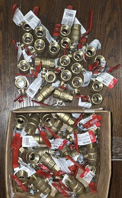 Proline 3/4" Ball Valve-Packing Gland 600 PSI Full Port Brass Threaded 7690T - Image 1 of 4