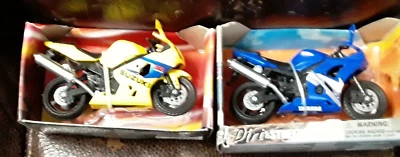 5 inch Yamaha & Suzuki Dirt Street Bikes - Image 1 of 2