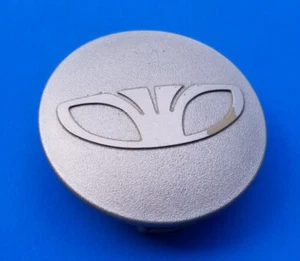 1997-2002 DAEWOO NUBIRA LEGANZA (1) WHEEL RIM HUBCAP HUB CAP CENTER COVER OEM B1 - Picture 1 of 3