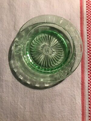 Vintage Hazel-Atlas Vaseline Green Depression Glass Ashtray • 11.04€