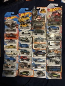 Hotwheels And Matchbox Trucks, Pick UP, Jeep, Toyota, Ford, Chevy, Land Rover - Imagen 1 de 6