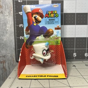 White Cappy Nintendo Super Mario 2 1/2" Figure w/Stand Jakks Pacific 2019 NIP - Picture 1 of 5