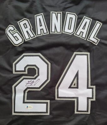 Camiseta deportiva firmada por Yasmani Grandal negra XL holograma BAS Chicago White Sox Foto 1 de 4
