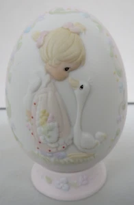 Momenti Preziosi - Fai un Rumore Gioioso - Uovo di Pasqua su Base - Foto 1 di 6