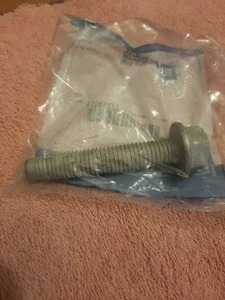 Gm 11589277 Bolt - Picture 1 of 5