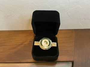 🏉1960s Symbol Of Success Vince Lombardi Era Vintage Tie Clip, Green Bay Packers - Picture 1 of 8