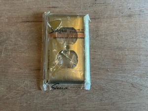 Sierra Brass Tone Duplex Outlet Wall Cover Plate Metal USA NOS Open w/Screw Vtg - Picture 1 of 24