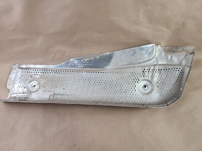 Aislamiento protector térmico túnel derecho BMW 318i 318ti 325i 328i M3 1992-1998 OEM Foto 1 de 4