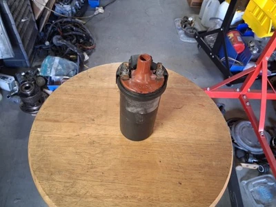 Volvo 240 no turbo - bobina de encendido Bosch - 0 221 112 345 - 1981-1988 Foto 1 de 3