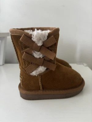 Kookaburra UGS niño pequeño talla 5 Foto 1 de 4