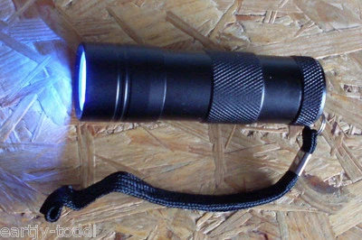 Geocaching Tool Linterna UV NUEVA, 12 LED, Luz Negra Negra - Imagen 1 de 2