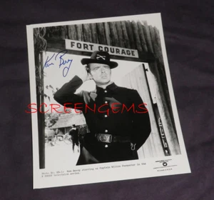 Ken Berry RARE  F-Troop signed photo show portrait cavalry TV 60s sitcom  - Picture 1 of 2